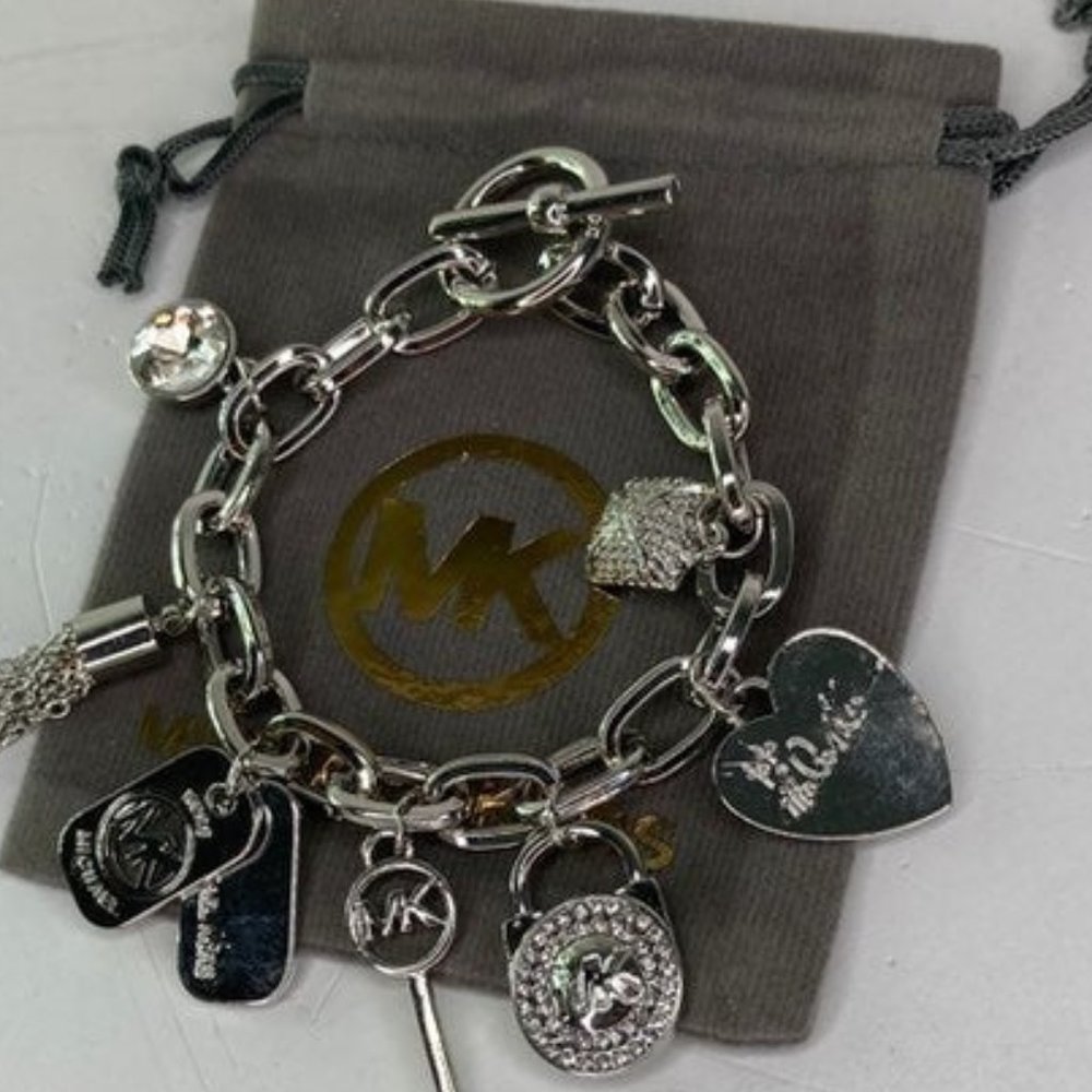 NEW Michael Kors Silver Charm Toggle Bracelet - Picture 8 of 9